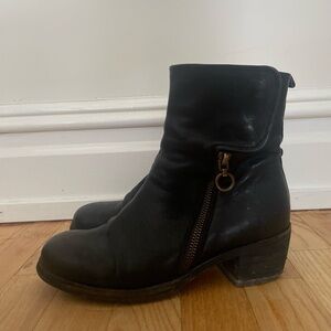 P. Monjo Argila Black Leather Ankle Boots